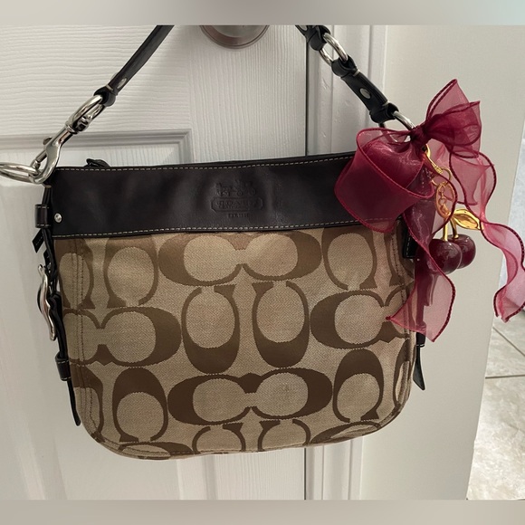Coach 12657 Zoe hobo bag - Picture 2 of 11